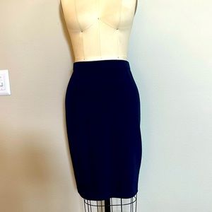 NWT St. John Collection Navy Knit Skirt Size 4